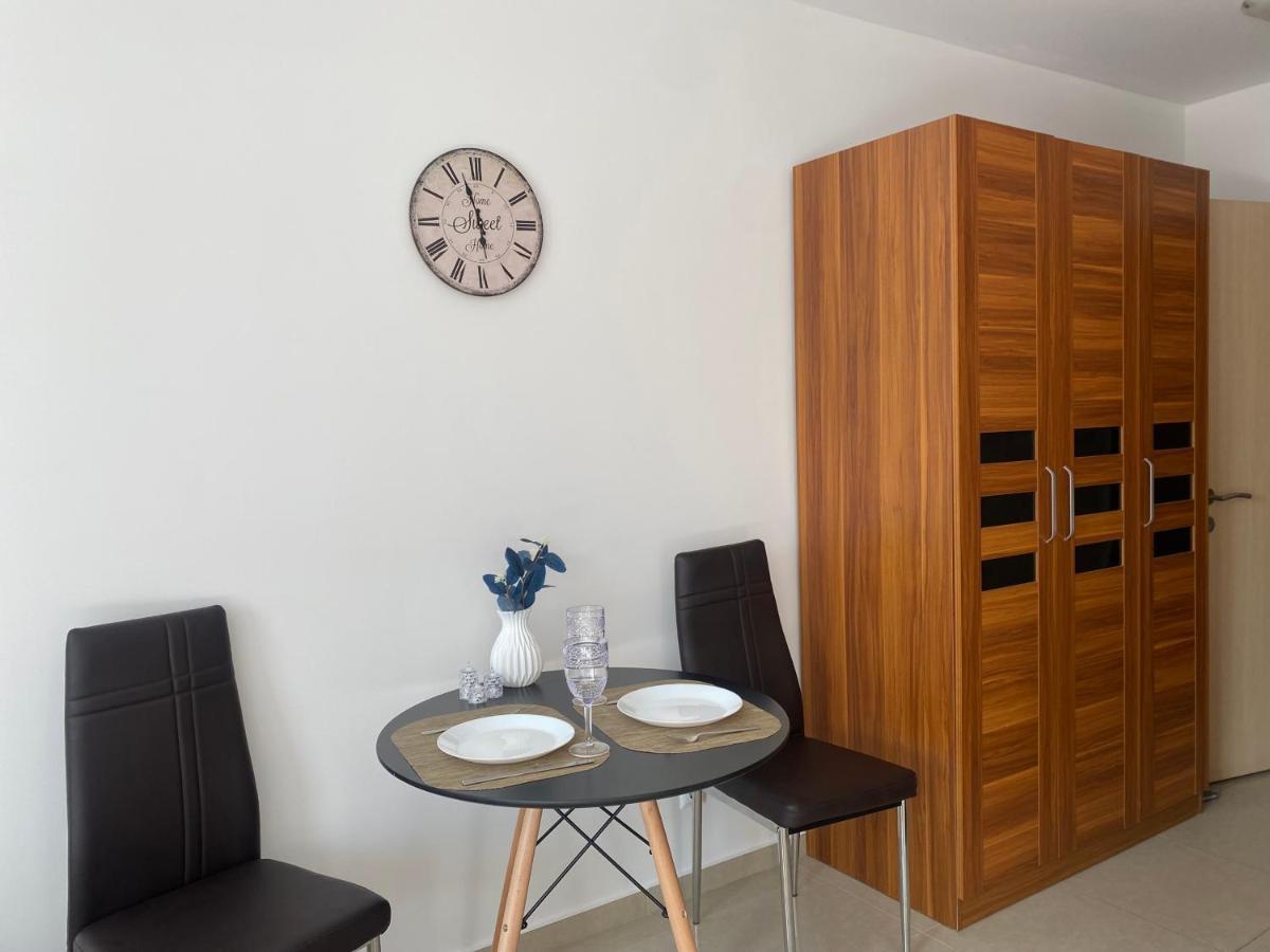 Aparthotel Admiral Plaza Sluneční pobřeží Exteriér fotografie